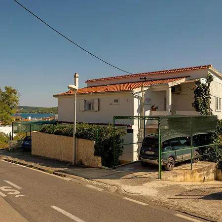Nada Apartment