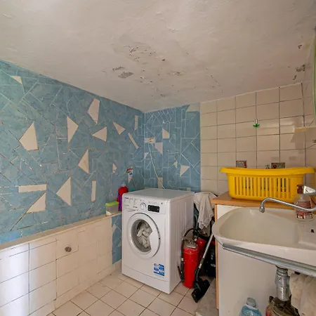 Nada Apartment *