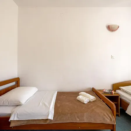 Apartment Nada *